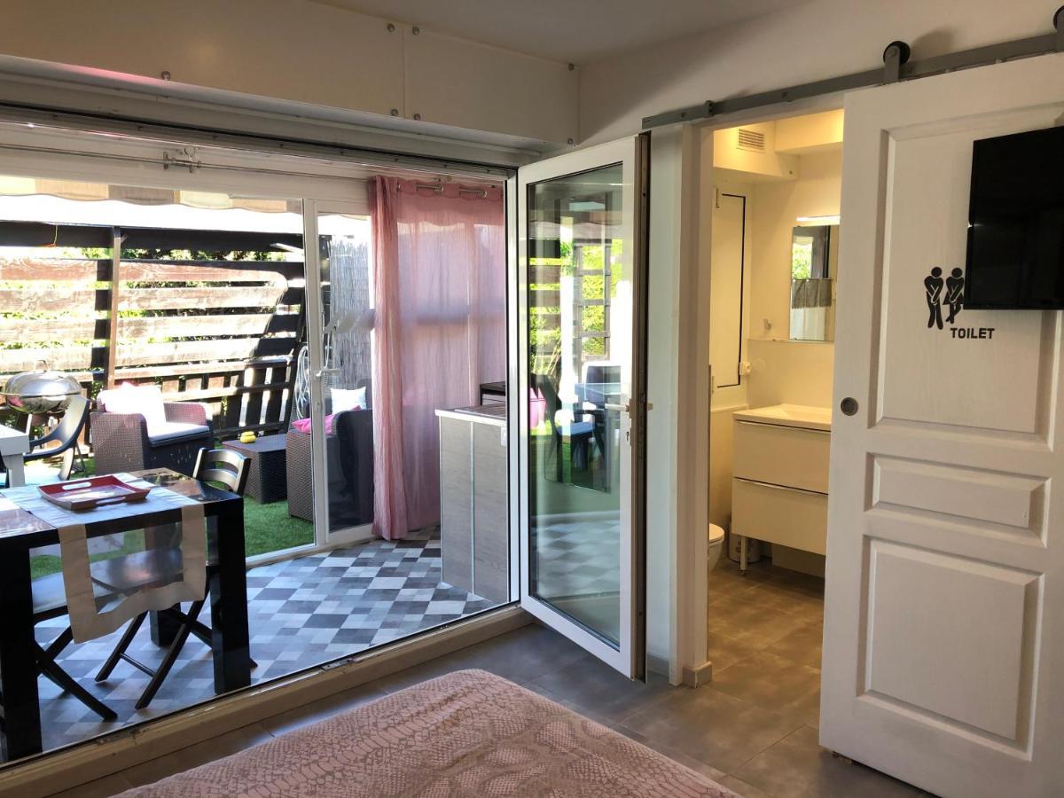 אגדה Centre Naturiste Villas Studio מראה חיצוני תמונה